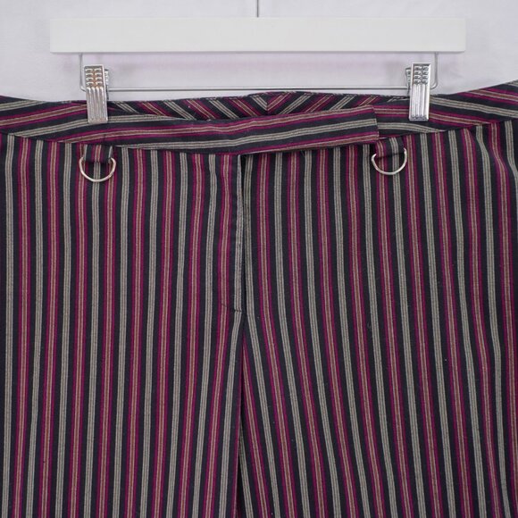 Torrid Red Black Gray Striped Capri / Cropped Pants -14- 37 / 24 Mid Rise Polyes - Picture 3 of 7